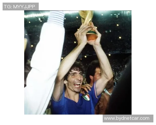 足球明星背后的故事与成就全揭秘，探索他们的辉煌人生与职业生涯